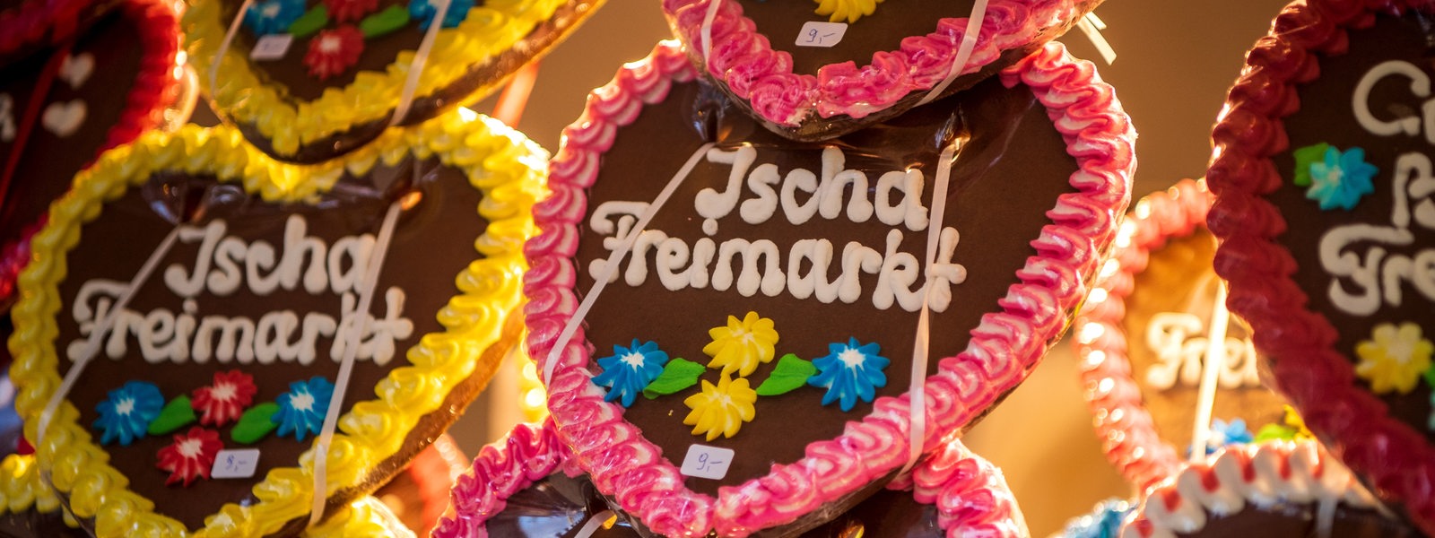 Lebkuchen-Herzen mit der Aufschrift "Ischa Freimarkt"