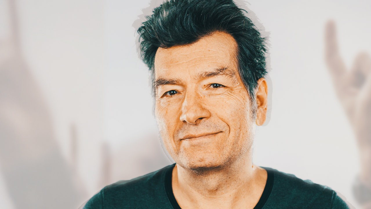 Sendungsgrafik Bremen Vier Rockt: Portrait von Peter Spalek.