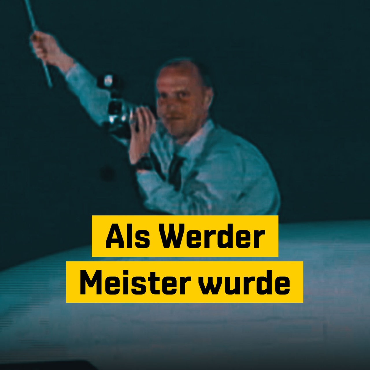Thomas Schaaf mit Werder-Fahne im Flugzeug